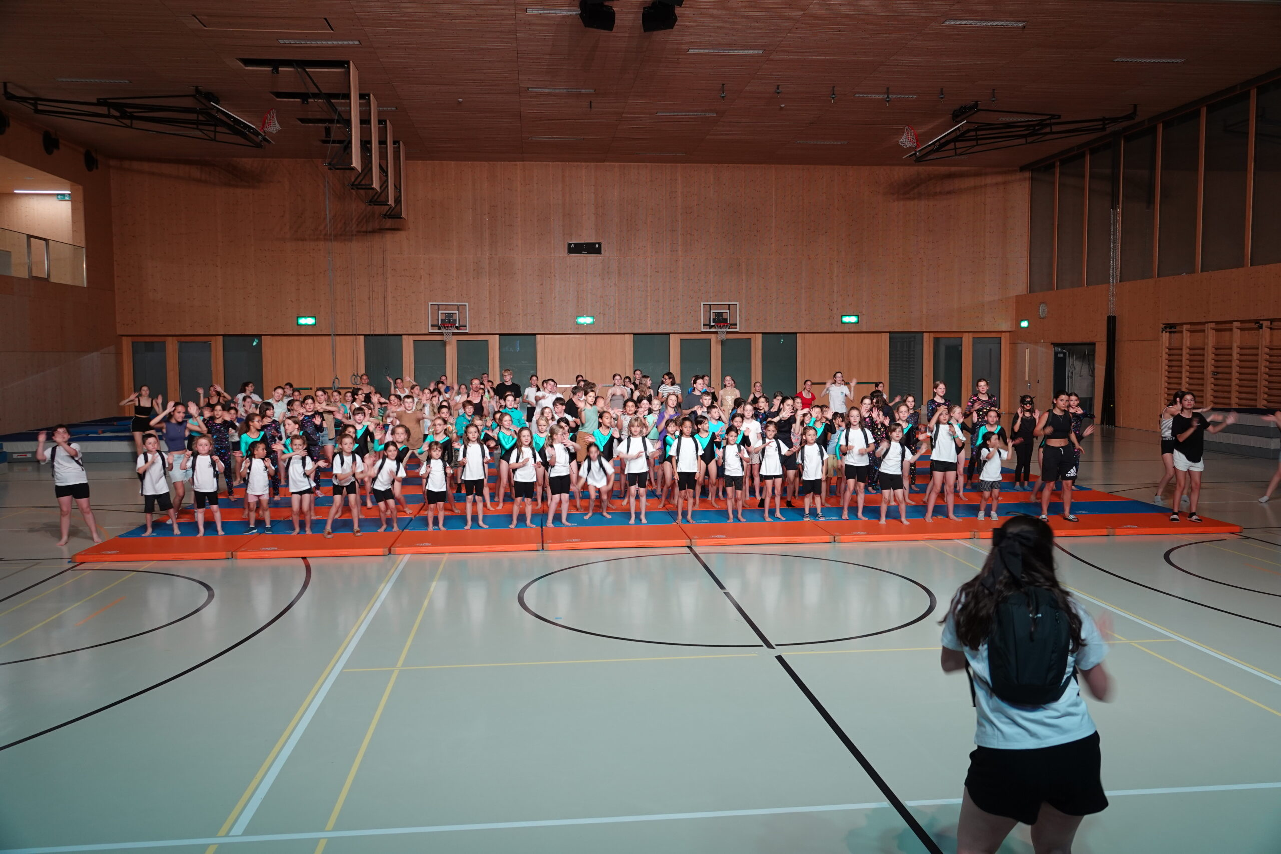 Img Repet Gala Scaled